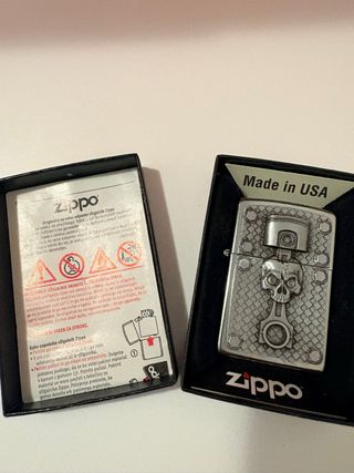 Zippo Accendino Teschio Pistone