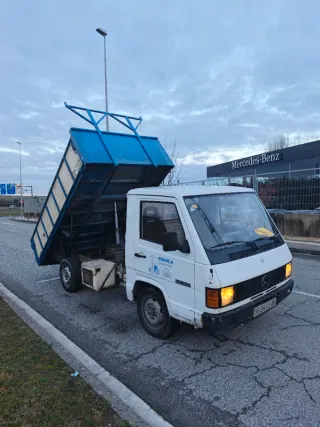 Mercedes-Benz 180 MB 1990