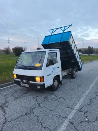 Mercedes-Benz 180 MB 1990