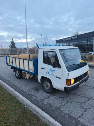 Mercedes-Benz 180 MB 1990