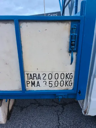 Mercedes-Benz 180 MB 1990