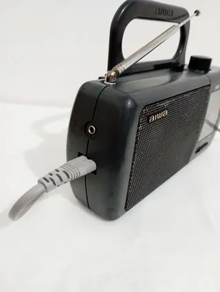 Radio Aiwa Portátil Vintage AM/FM