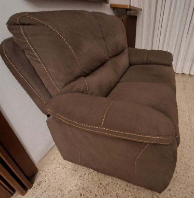 Sofá 2 plazas piel sintética marrón