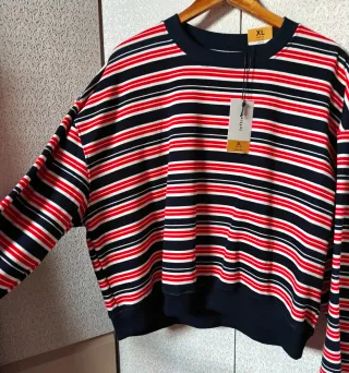 Sudadera rayas azul marino/rojo Lefties nueva