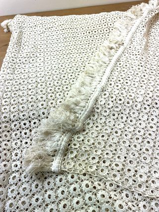 Antigua colcha hecha a mano de ganchillo