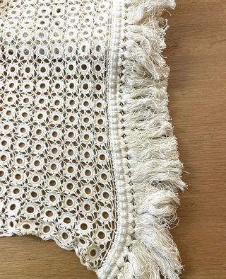 Antigua colcha hecha a mano de ganchillo