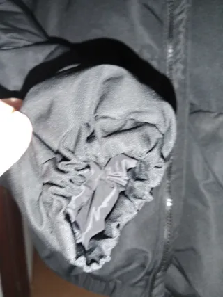 Cazadora Pull&Bear negra