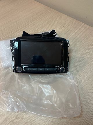 Radio Android 13 Fiat 500L 4G+64G Octa Core