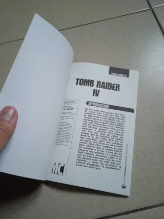 Revista PlayStation trucos + Guia Tomb Radier IV