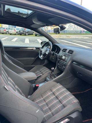 Volkswagen Golf GTI 6