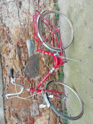 Bicicleta BH roja