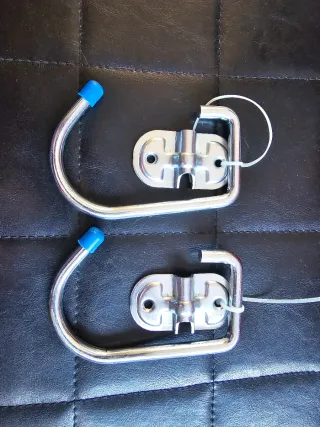 2 Ganchos de Acero para Bicicleta (Nuevos)