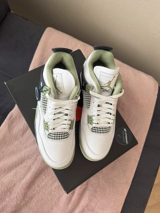 ✨ 𝗝𝗼𝗿𝗱𝗮𝗻 𝟰✨ Original Zapatillas Mujer 41