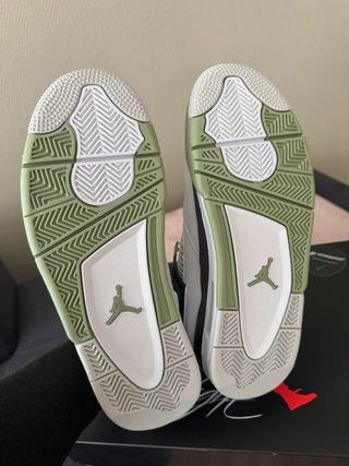 ✨ 𝗝𝗼𝗿𝗱𝗮𝗻 𝟰✨ Original Zapatillas Mujer 41