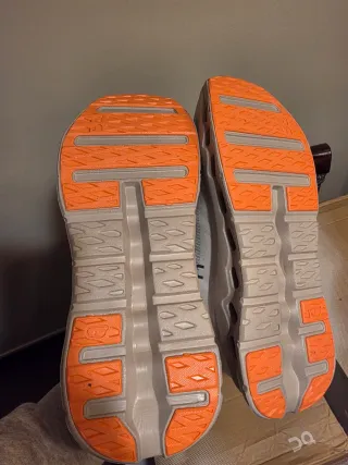 Zapatillas On Hombre Gris/Morado