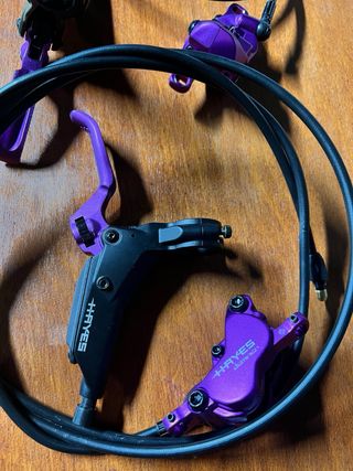 Hayes Dominion A4 Kit Frenos Morado