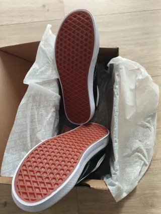 Zapatillas Vans Old Skool Negras Talla 38 nuevas