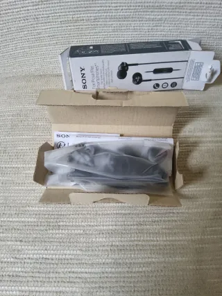 Auriculares Sony MDR-EX110AP Negros