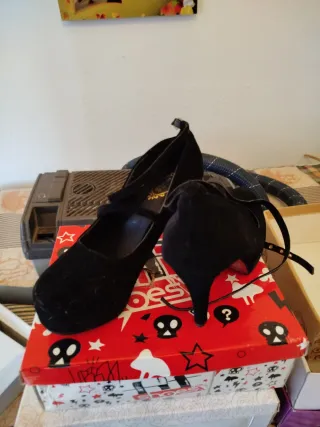 Zapatos de tacón  talla 40