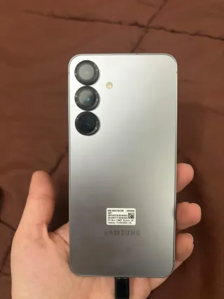 Samsung Galaxy S25 256GB Plata