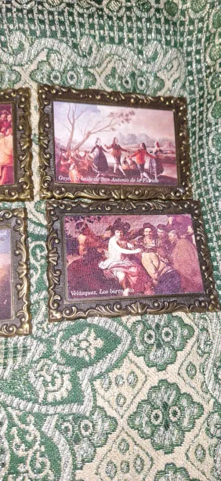 Antiguos cuadros decorativos de metal