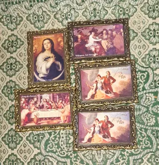 Antiguos cuadros decorativos de metal