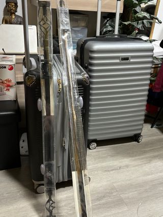 Barra Cortina Extensible Negra y Dorada