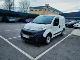 Alquiler de FIAT Fiorino desde 35/Día