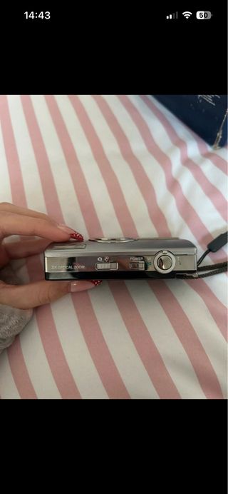 Cámara Olympus SP-700 Plata