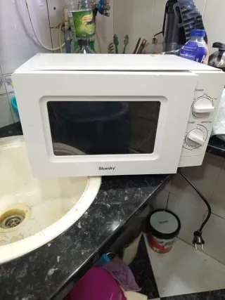 Microondas Bluesky Blanco