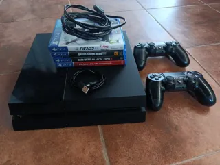 PS4 (PlayStation 4) Negra + 2 Mandos y Juegos
