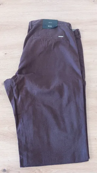 Lote 2 pantalones chinos BOSS marrones