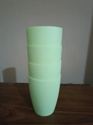 Set 4 bicchieri verdi in plastica