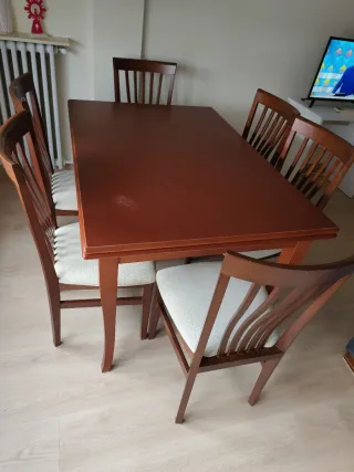 Mesa comedor y 6 sillas madera
