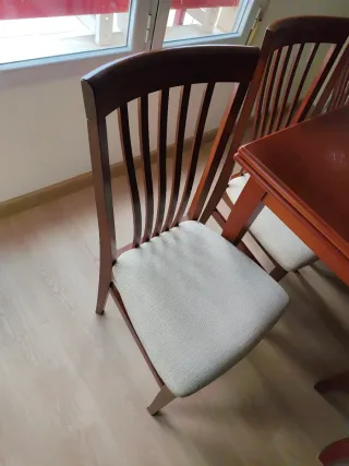 Mesa comedor y 6 sillas madera