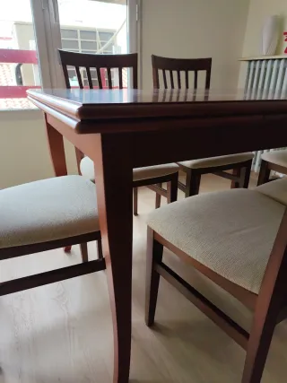 Mesa comedor y 6 sillas madera