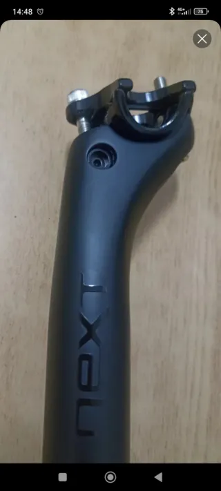 Tija nueva carbono Race 30.9 x 400 offset 25mm