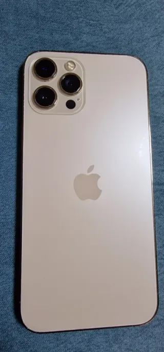 iPhone 12 Pro Max Dorado