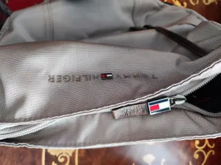 Bolso bandolera Tommy Hilfiger plateado