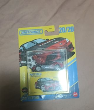 Matchbox , hotwheels premium y semi