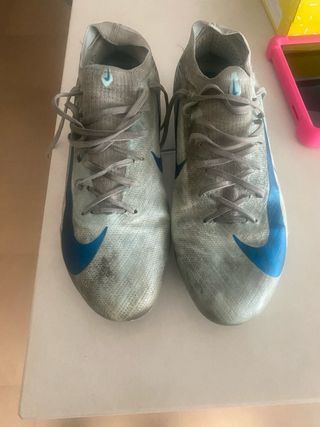 Botas de fútbol Nike Talla43