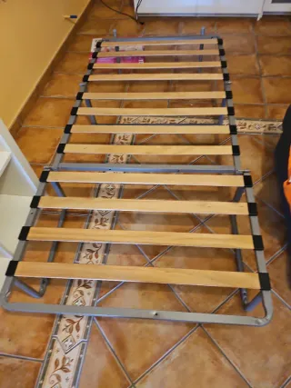 Cama plegable convertible en sillón