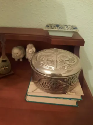 2 Adornos Decorativos Plateados