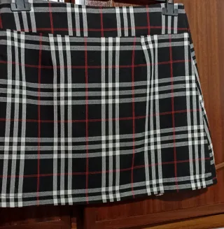 Gonna scozzese corta