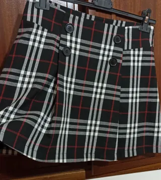 Gonna scozzese corta