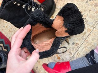 Botin/tacon de cuña negras