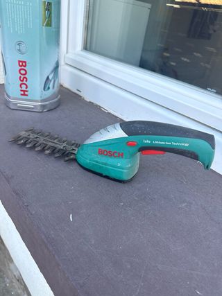 Tagliasiepi Bosch Isio