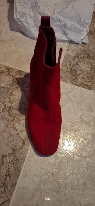 Botines de mujer rojos