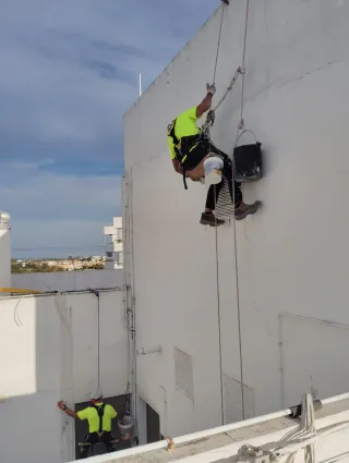 Pintura y Rehabilitación de fachada