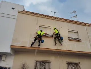 Pintura y Rehabilitación de fachada